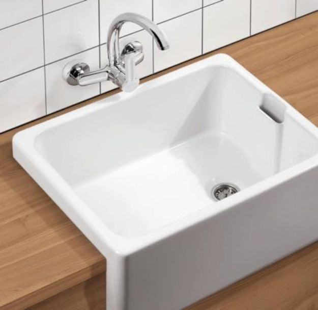 Picture of Sanindusa white ceramic Belfast sink